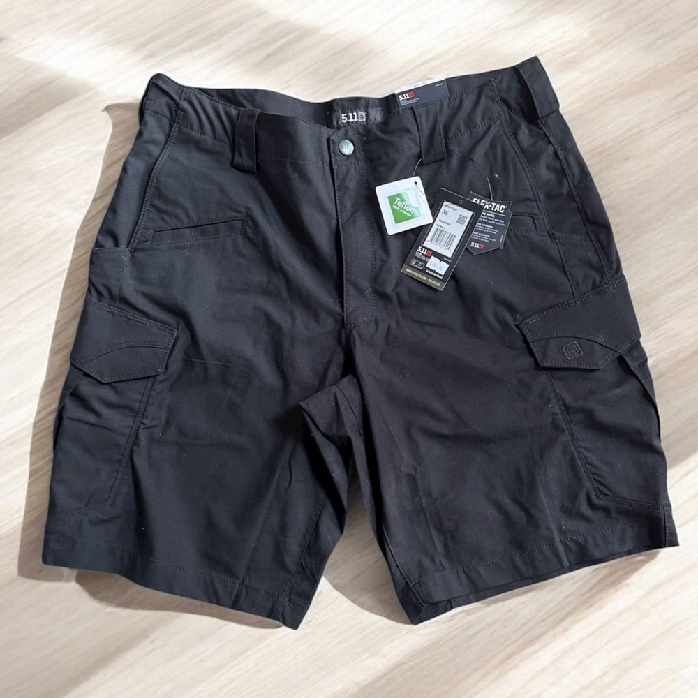 5.11 Tactical Stryke Shorts in Black cargo work shorts